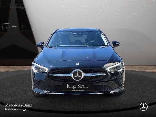 Gebraucht 2022 Mercedes CLA250e Shooting Brake Kombi | 28.890 € (Fairer Preis) - Bild 1/4
