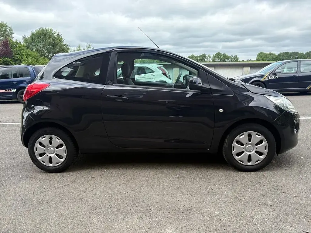 Gebraucht Ford Ka Titanium 69 PS (50 kW) 2010 Schwarz Kleinwagen
