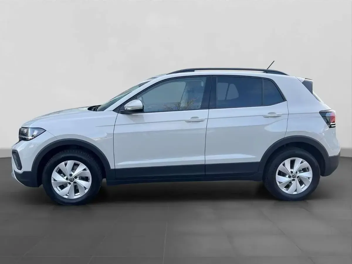 Gebraucht VW T-Cross Life 116 PS (85 kW) 2025 Ascotgrau SUV