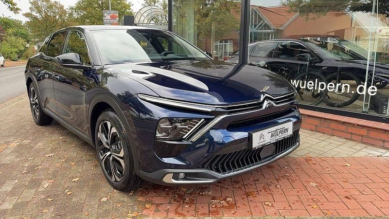 Neu Citroën C5 X 145 PS (106 kW) 2025 Blau Kombi