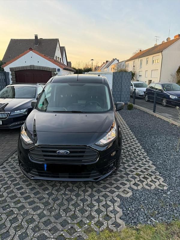 Schwarz Gebraucht 2022 Ford Transit Connect Trend Van / Kleinbus | 19.500 € (Guter Preis) - Bild 1/4