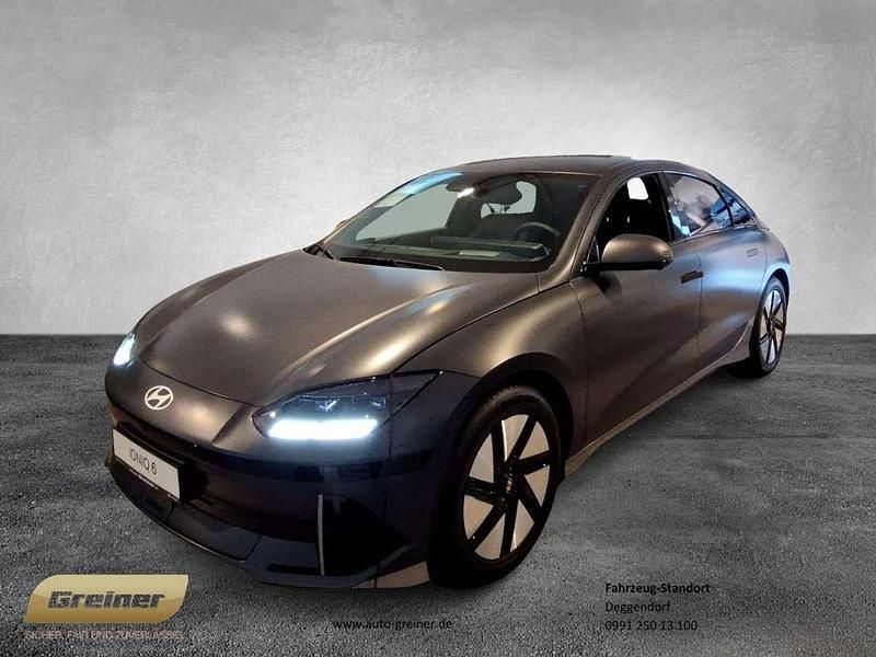 Grau (nocturne gray matt) Neu 2024 Hyundai Ioniq 6 Limousine | 52.650 € (Teuer) - Bild 1/4