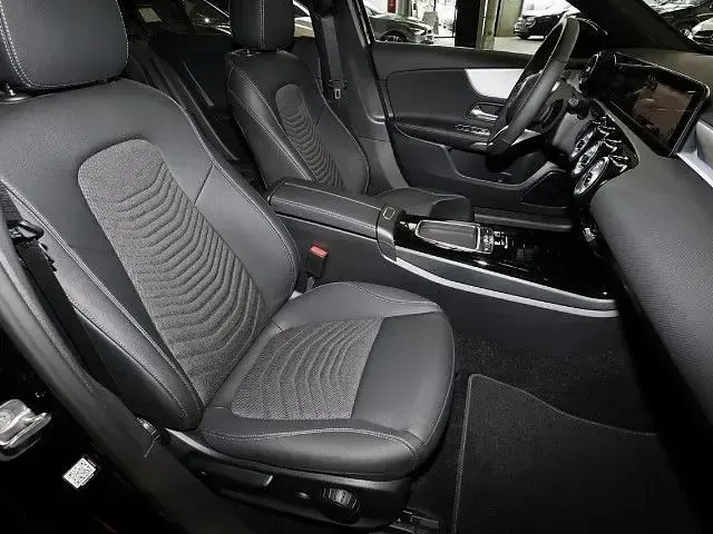 Gebraucht Mercedes A200 163 PS (119 kW) 2026