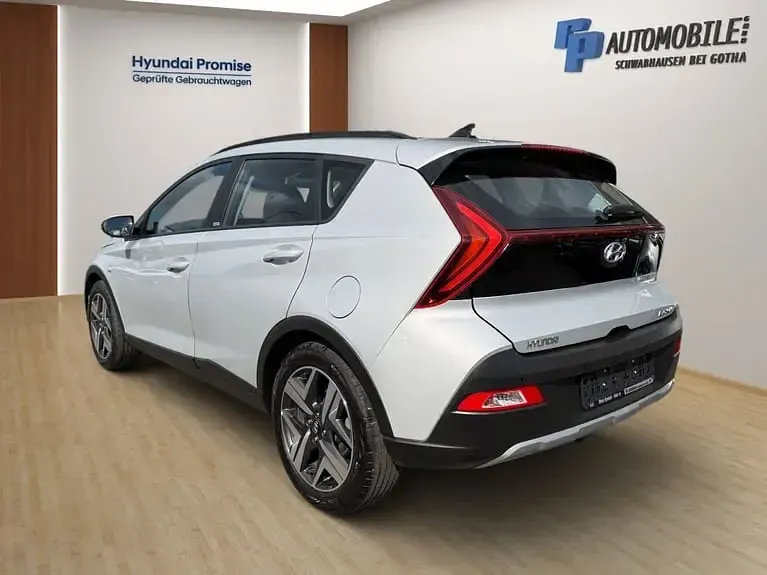 Gebraucht Hyundai Bayon Intro Edition 101 PS (74 kW) 2021 Silber SUV