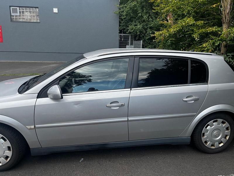 Gebraucht Opel Signum 150 PS (110 kW) 2005 Silber Kleinwagen