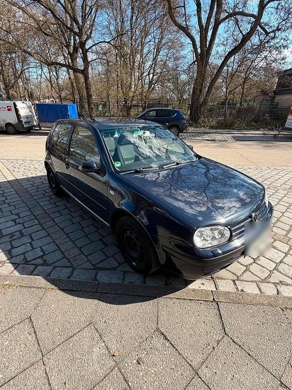 Gebraucht VW Golf IV 80 PS (58 kW) 2003 Blau Kleinwagen