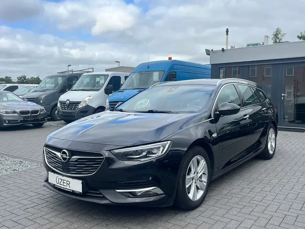 Gebraucht Opel Insignia Business Innovation 165 PS (121 kW) 2018 Schwarz Kombi