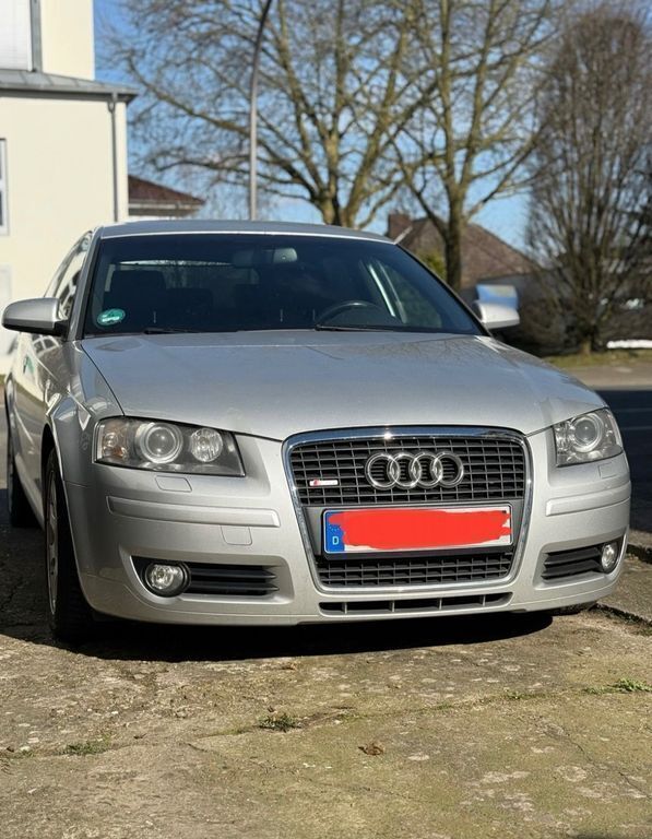 Silber Gebraucht 2008 Audi A3 Sportback S-Line Limousine | 2.200 € (Superpreis) - Bild 1/4