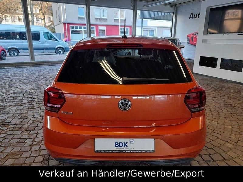 Second-hand VW Polo Highline 116 CP (85 kW) 2018 Portocaliu Hatchback