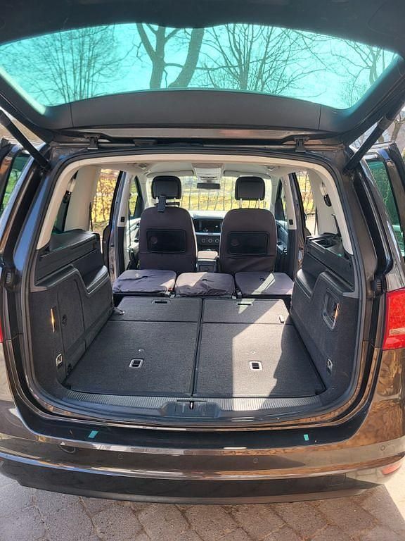 Gebraucht VW Sharan Cup 175 PS (128 kW) 2015 Braun Van / Kleinbus