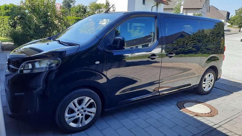 Schwarz Gebraucht 2020 Opel Zafira Life Edition Van | 28.000 € (Superpreis) - Bild 1/4