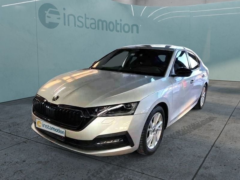 Silber Gebraucht 2022 Skoda Octavia Dynamic Limousine | 30.320 € (Superpreis) - Bild 1/3