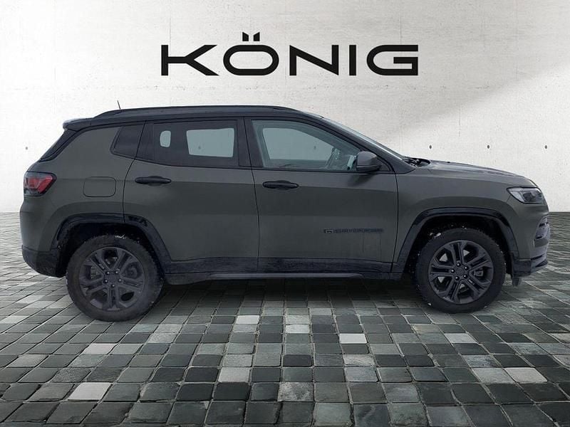 Gebraucht Jeep Compass 180 PS (132 kW) 2022 Grün SUV