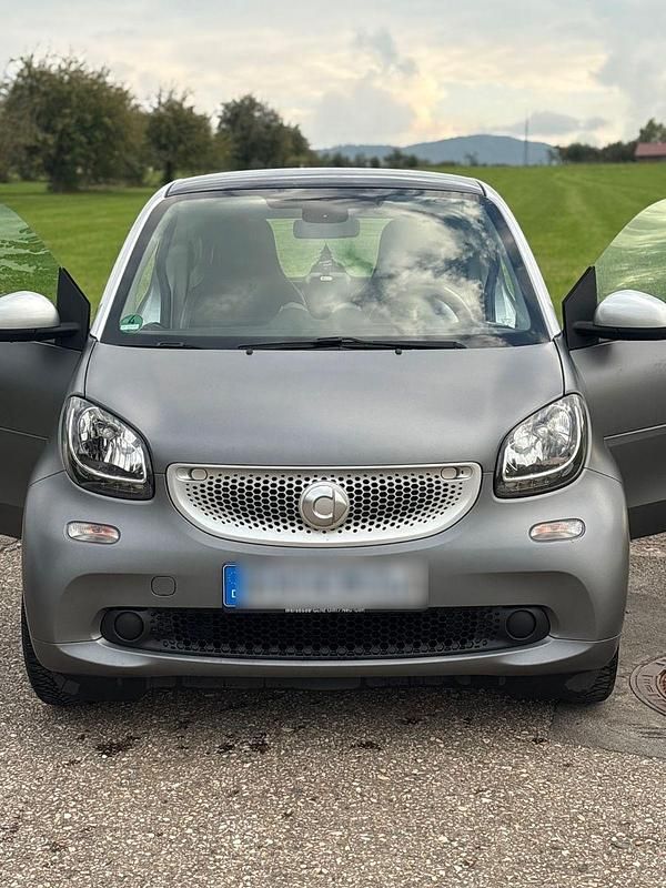 Grau Gebraucht 2015 Smart ForTwo Coupé Prime Cabrio | 9.600 € (Guter Preis) - Bild 1/4