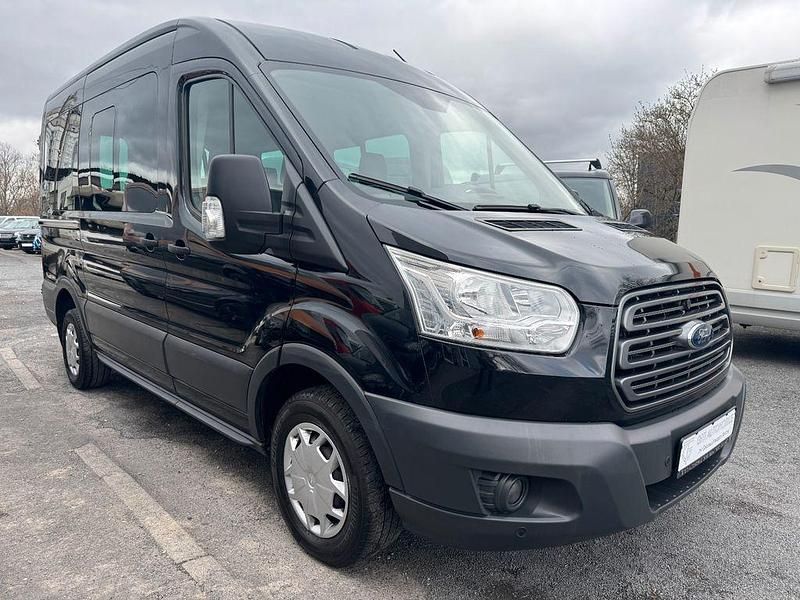 Gebraucht Ford Transit Trend 131 PS (96 kW) 2016 Schwarz Kombi