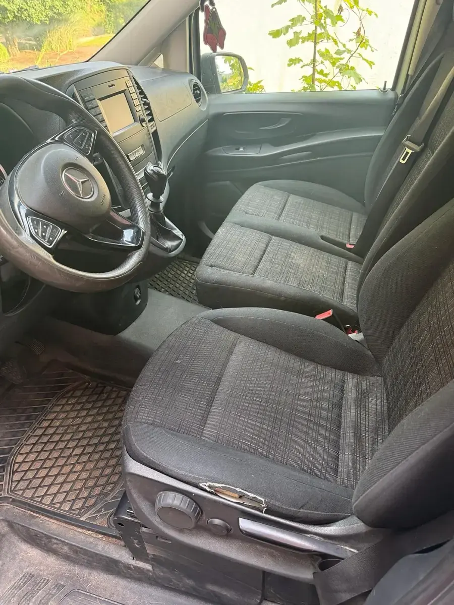 Gebraucht Mercedes Vito 136 PS (100 kW) 2016 Silber Van