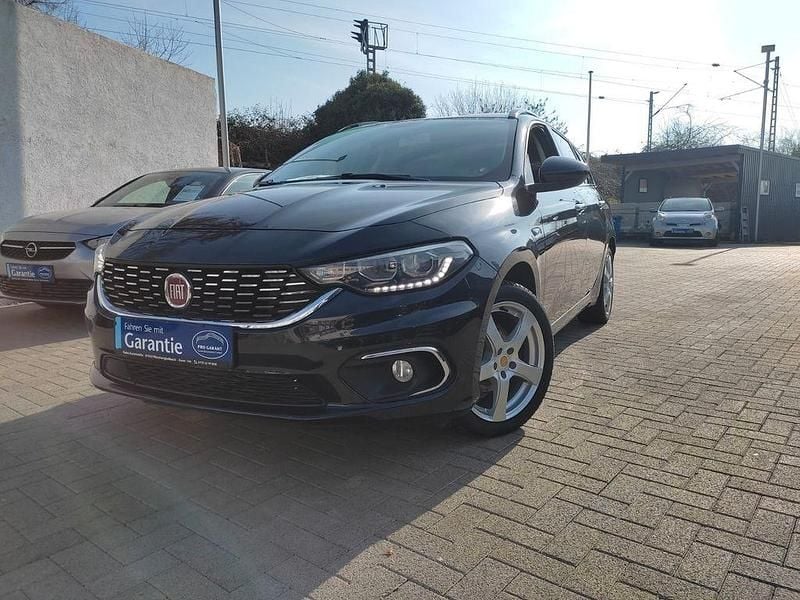 Gebraucht Fiat Tipo Business 120 PS (88 kW) 2019 Schwarz Kombi
