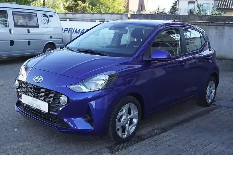 Gebraucht Hyundai i10 Trend 67 PS (49 kW) 2022 Blau Kleinwagen