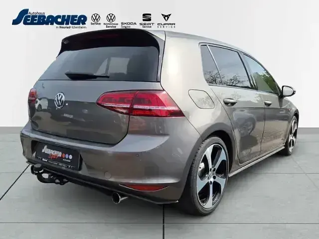 Gebraucht VW Golf VII GTI 220 PS (161 kW) 2016 Grau Limousine