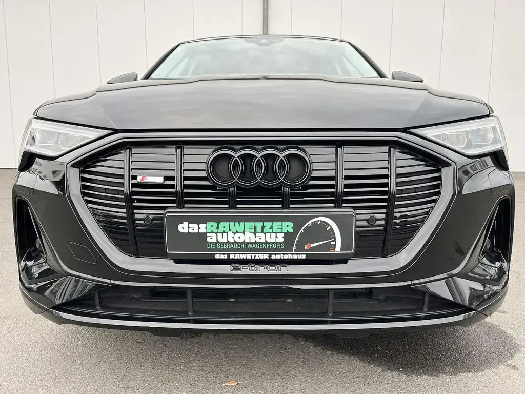 Gebraucht Audi e-tron S-Line 230 kW (313 PS) 2022 Schwarz SUV