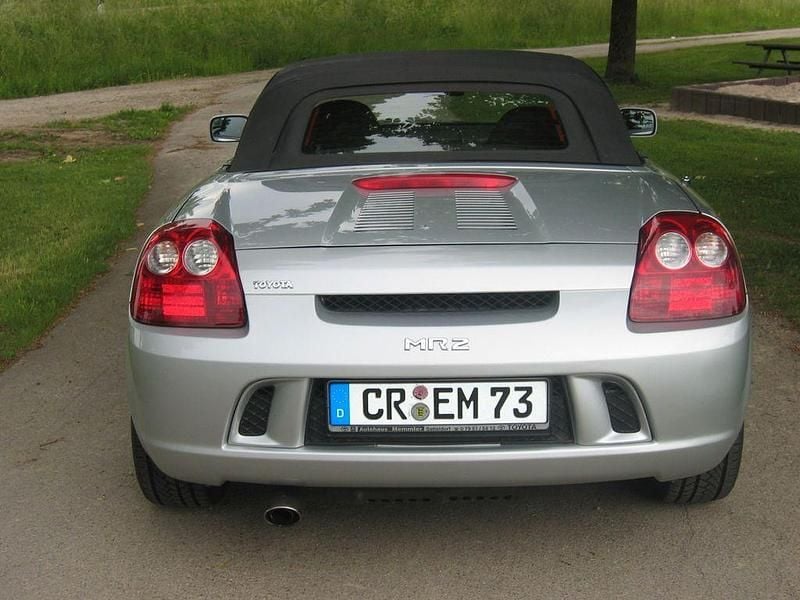 Gebraucht Toyota MR2 140 PS (102 kW) 2005 Silber Cabrio