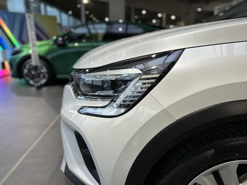 Gebraucht Renault Captur Business 91 PS (66 kW) 2021 Weiß SUV