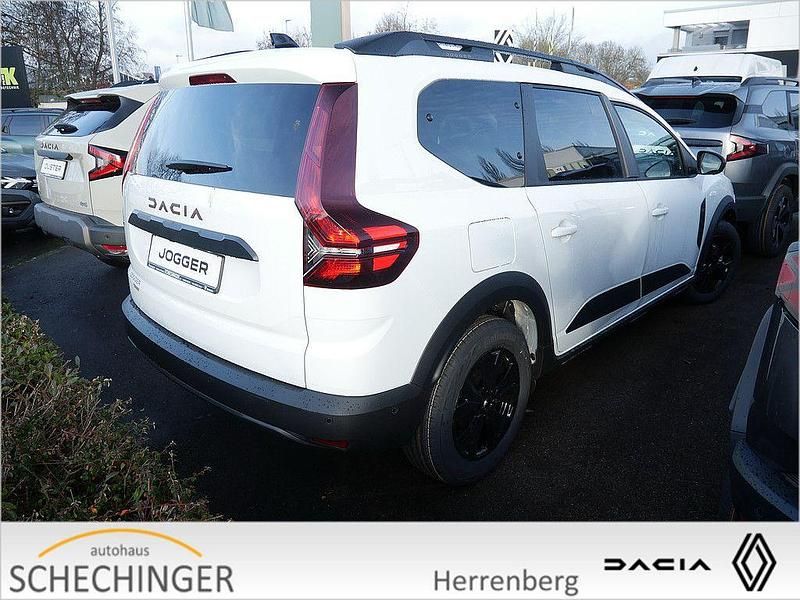 Gebraucht Dacia Jogger Extreme 141 PS (103 kW) 2025 Weiß Van / Kleinbus
