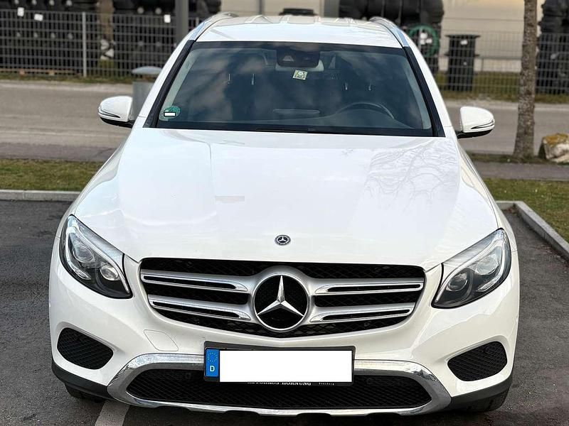 Gebraucht Mercedes GLC220 170 PS (125 kW) 2018 Weiß SUV