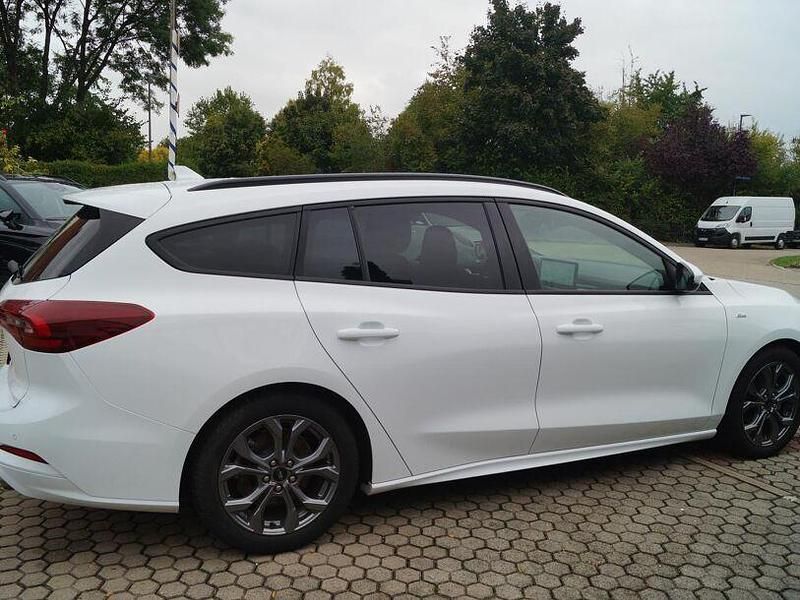 Gebraucht Ford Focus ST-Line 92 PS (67 kW) 2024 Weiss