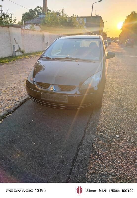 Schwarz Gebraucht 2006 Mitsubishi Colt Kleinwagen | 300 € - Bild 1/4