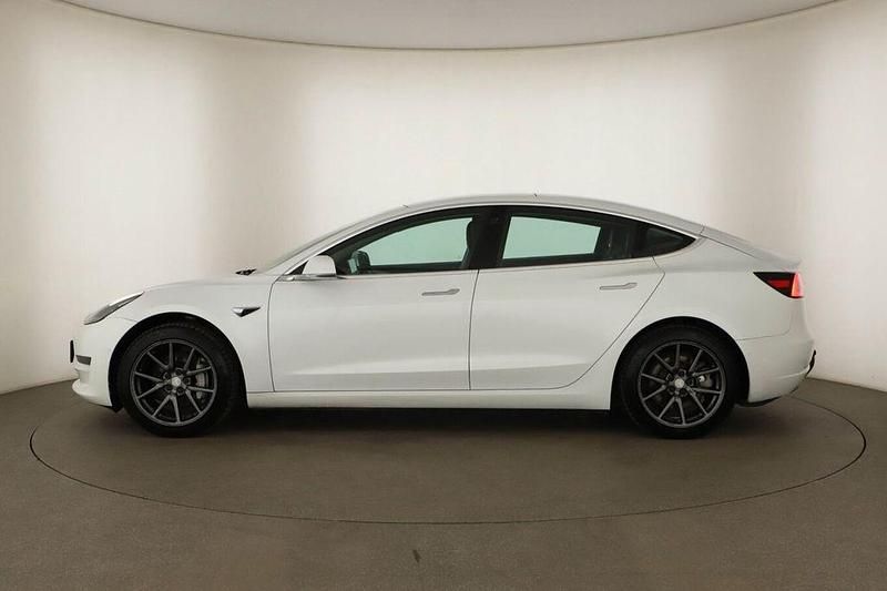 Gebraucht Tesla Model 3 239 kW (325 PS) 2020 Weiß Limousine