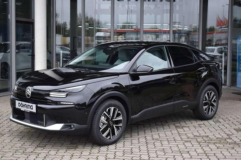 Neu Citroën C4 131 PS (96 kW) 2025 Perla neraschwarz lack Limousine