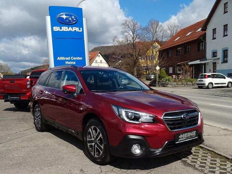Gebraucht Subaru Outback Active 175 PS (128 kW) 2018 Rot Kombi