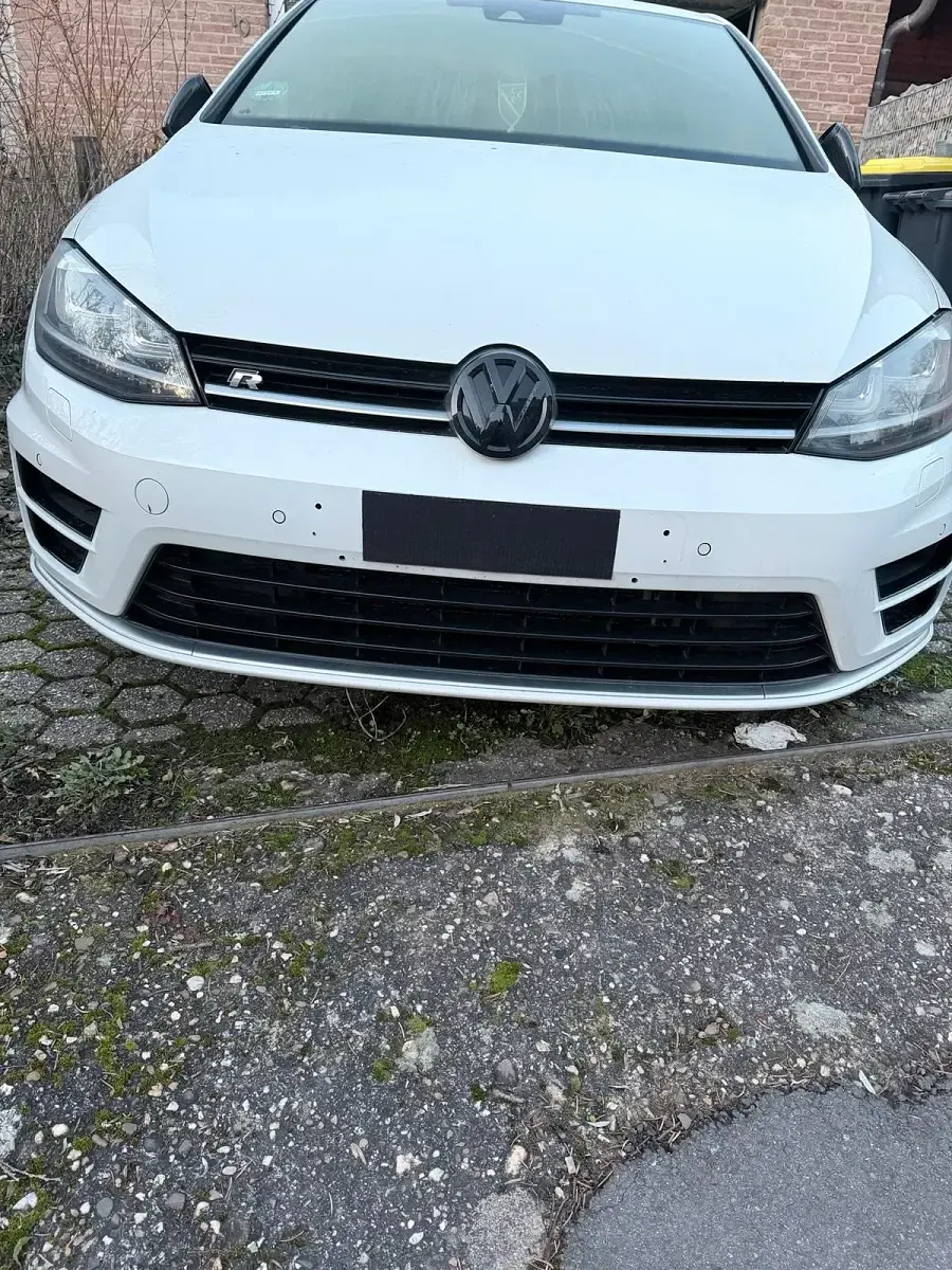 Usata VW Golf 300 CV (220 kW) 2016 Bianco Coupé