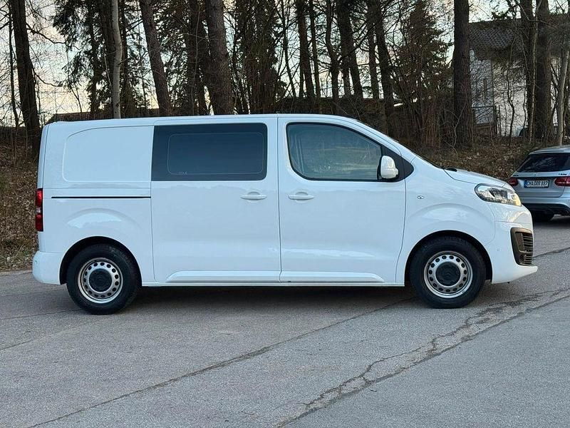 Gebraucht Citroën Jumpy 150 PS (110 kW) 2021 Weiß Van / Kleinbus