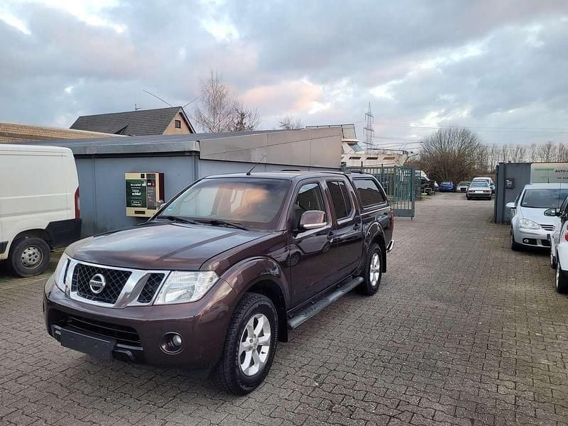Grau Gebraucht 2010 Nissan Navara Abholung | 7.600 € (Superpreis) - Bild 1/4
