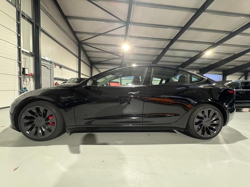 Gebraucht Tesla Model 3 Performance 377 kW (513 PS) 2022 Schwarz Limousine