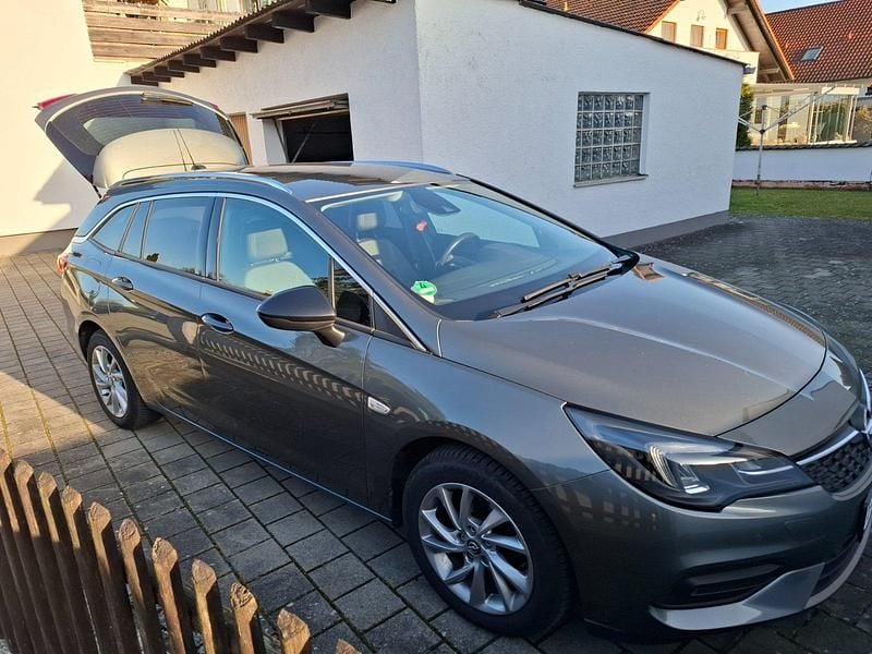 Gebraucht Opel Astra 122 PS (89 kW) 2021 Grau Kombi