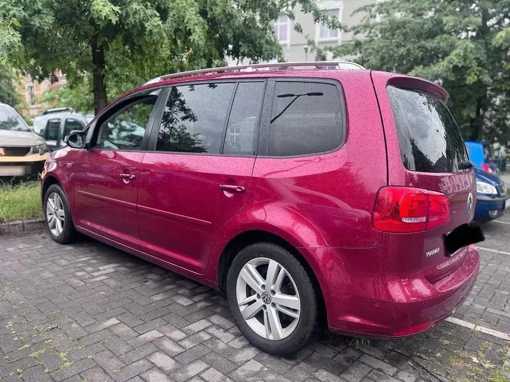 Gebraucht VW Touran 105 PS (77 kW) 2013 Rot Van / Kleinbus