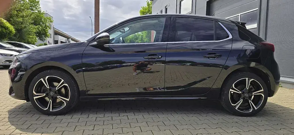 Gebraucht Opel Corsa Elegance 101 PS (74 kW) 2022 Schwarz Kleinwagen