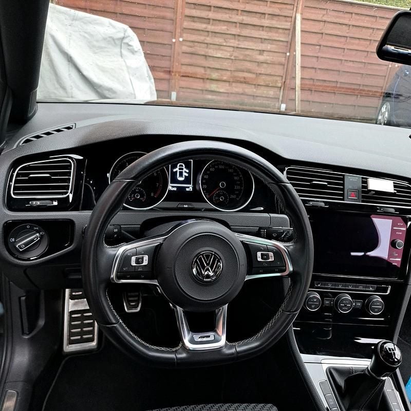 Gebraucht VW Golf VII Sport 150 PS (110 kW) 2017 Schwarz Kombi