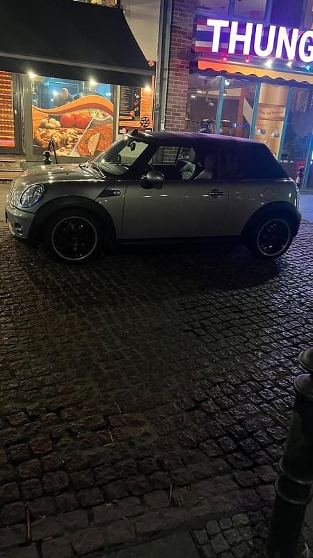 Gold Gebraucht 2010 Mini Cooper Cabriolet Cabrio | 9.000 € - Bild 1/4