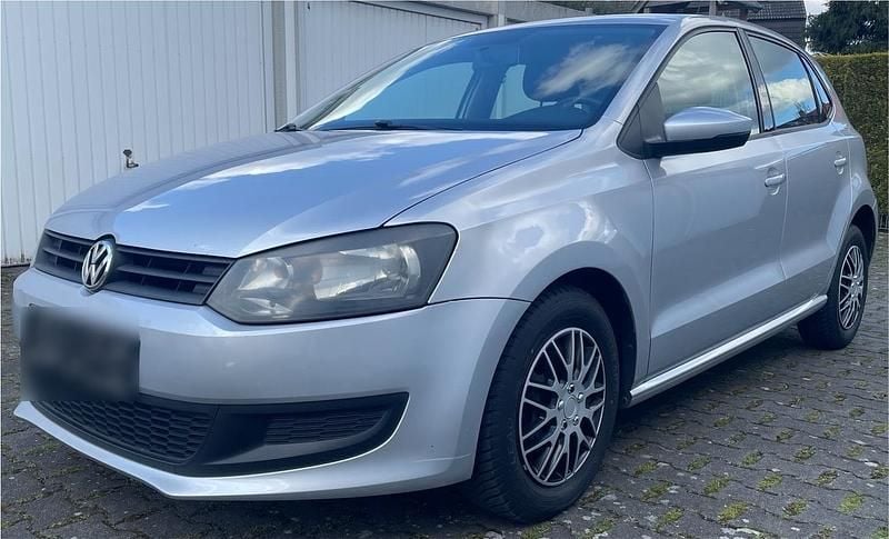 Gebraucht VW Polo Trendline 60 PS (44 kW) 2012 Silber Kleinwagen