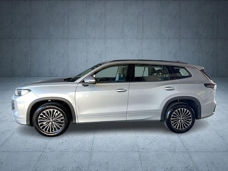 Gebraucht VW Tayron Life 193 PS (141 kW) 2025 Oyster silver metallic SUV