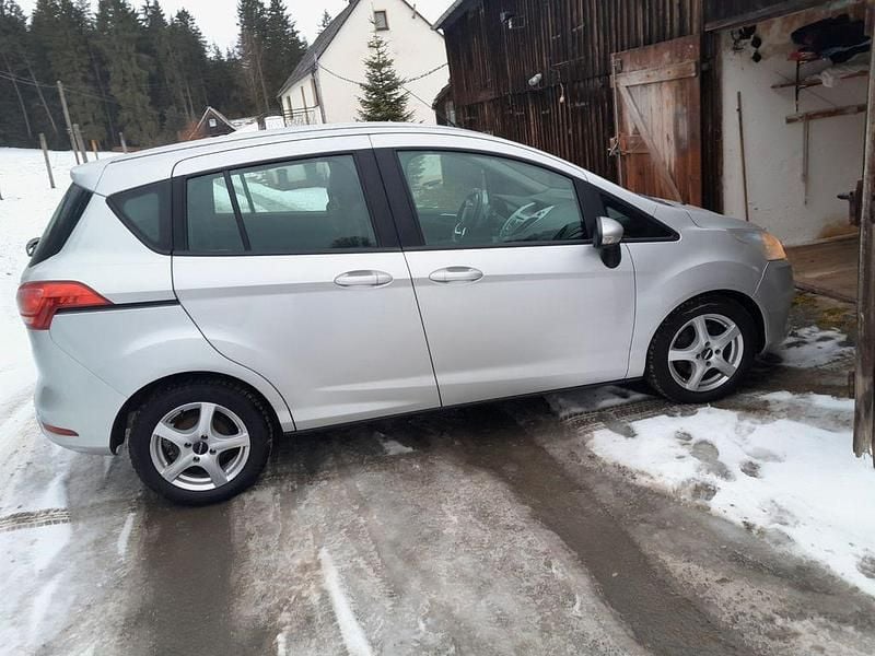 Gebraucht Ford B-MAX Trend 90 PS (66 kW) 2013 Silber Van / Kleinbus