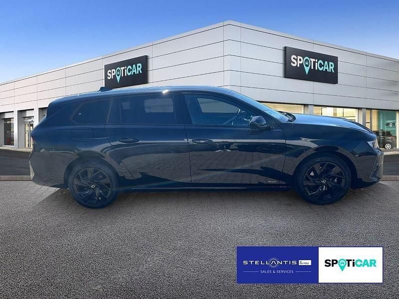 Gebraucht Opel Astra 131 PS (96 kW) 2023 Schwarz Kombi
