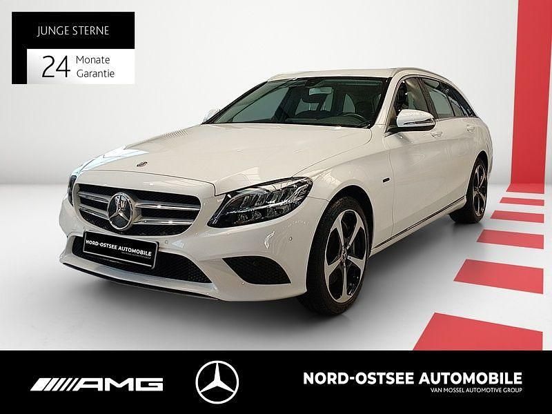 Unilack polarweiß Gebraucht 2020 Mercedes C300e Avantgarde Kombi | 20.290 € (Guter Preis) - Bild 1/4