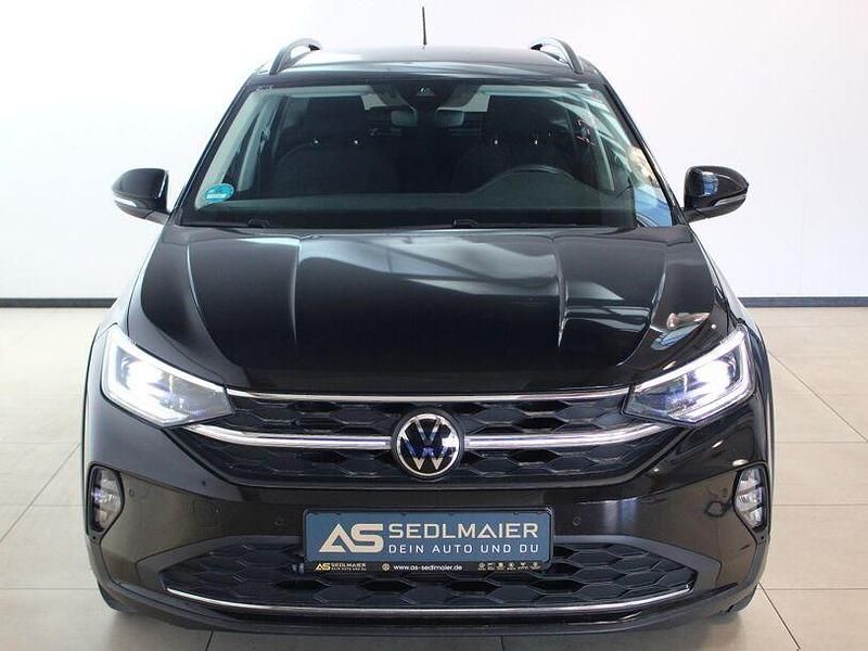 Gebraucht VW Taigo Life 110 PS (80 kW) 2022 Deep black perleffekt SUV