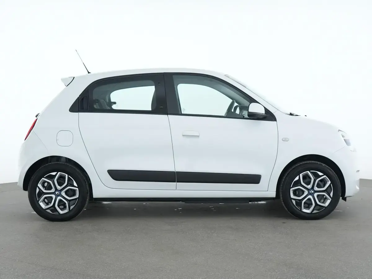 Gebraucht Renault Twingo Zen 60 kW (82 PS) 2022 Pyrenees weiss Kleinwagen