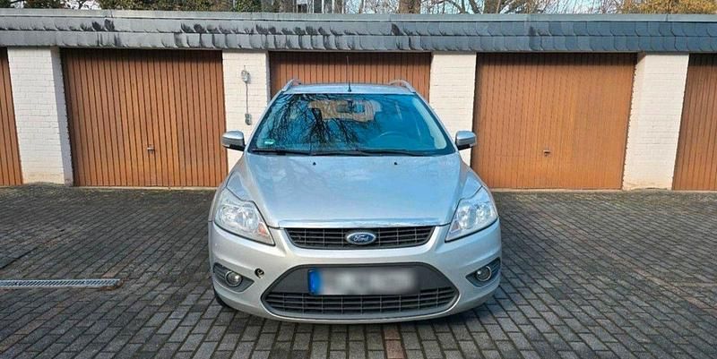Gebraucht Ford Focus Sport 116 PS (85 kW) 2009 Silber Kombi